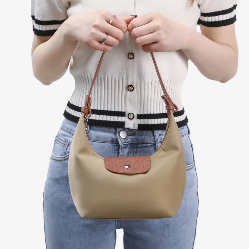 Waterproof Dumpling Casual Handbag - Image 4
