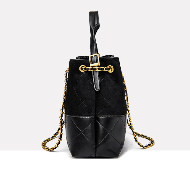 Women's Diamond Quilted Shoulder Bag - Image 3